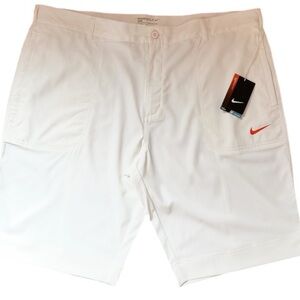 Nike Men's Dri-Fit Golf Shorts. Size 42. NWT